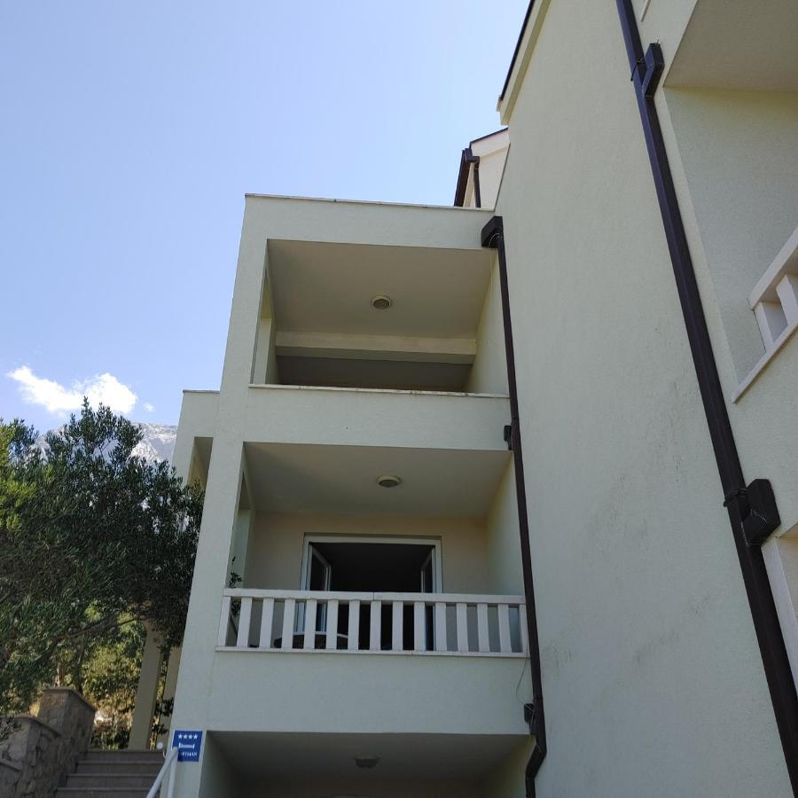 Apartments Villa Cizmic Baška Voda Zewnętrze zdjęcie